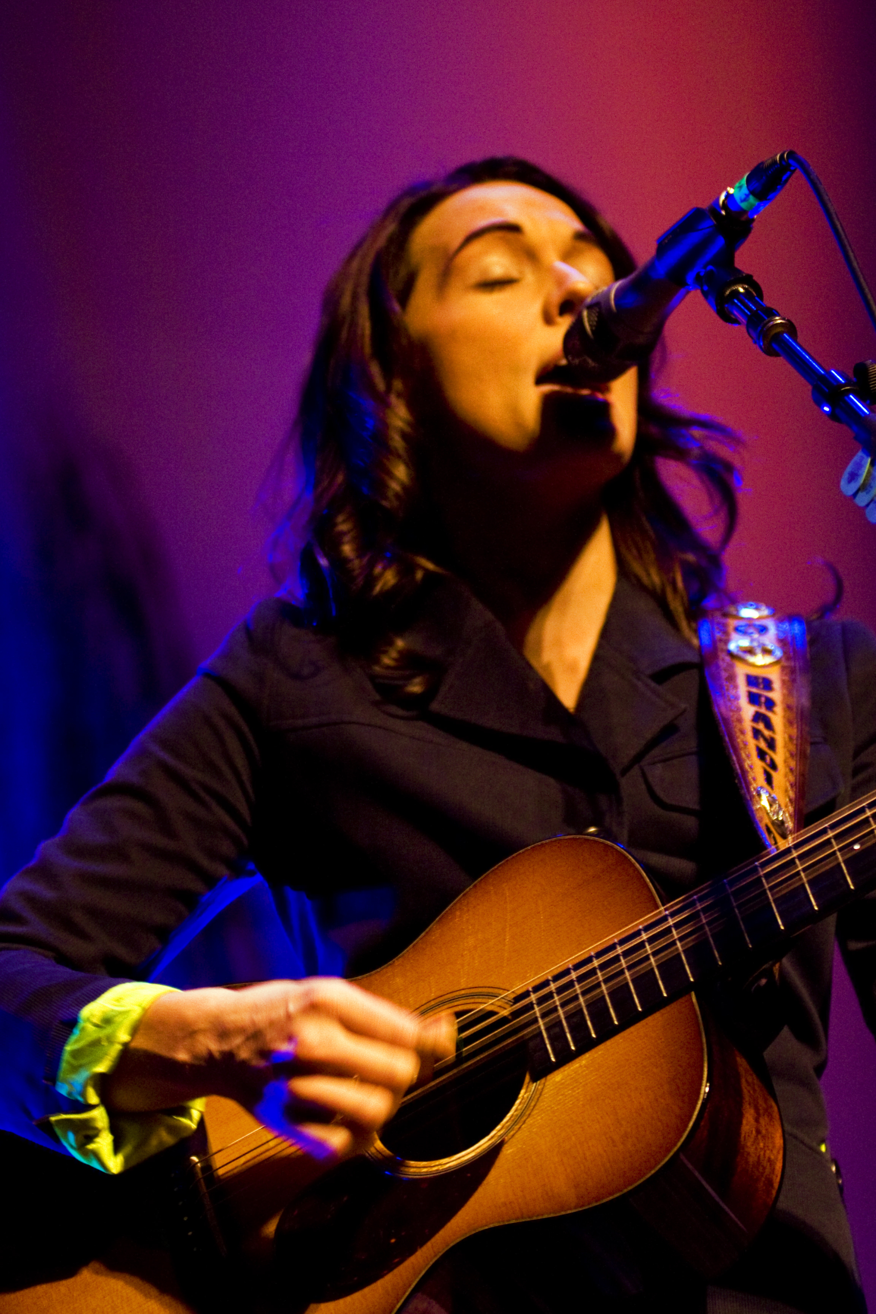 Brandi Carlile - Grammy-winning musician - concert photography on-location in Ridgefield, CT